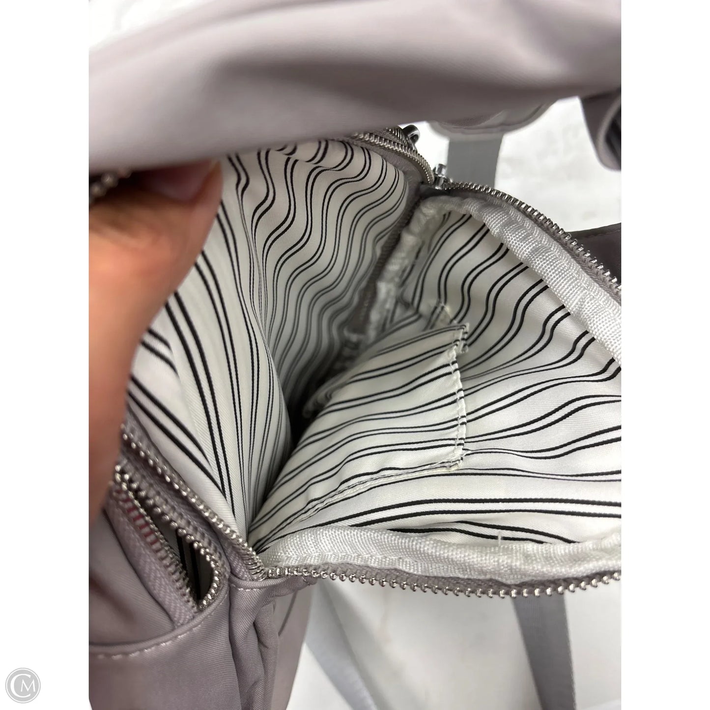 Belt Bag By Clothes Mentor, Size: Medium