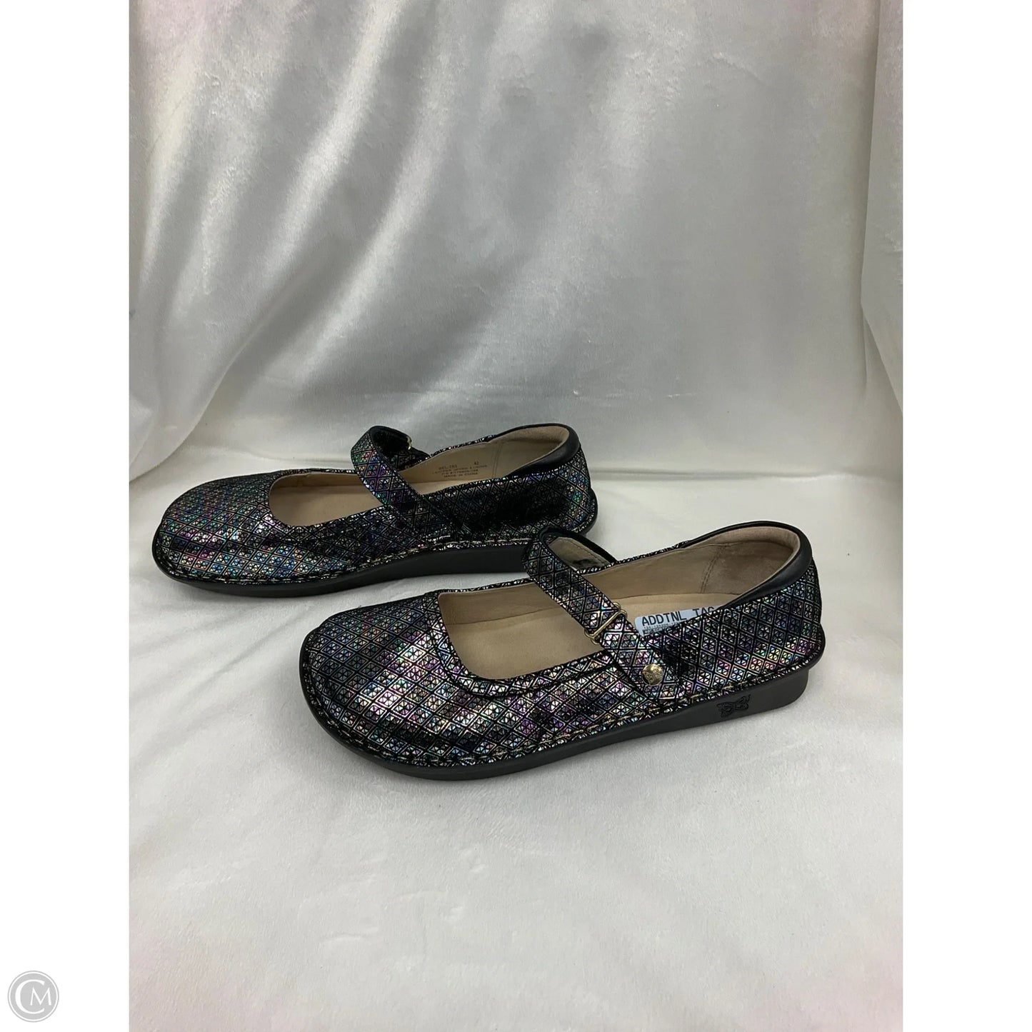 Shoes Flats By Alegria In Multi-colored, Size: 11