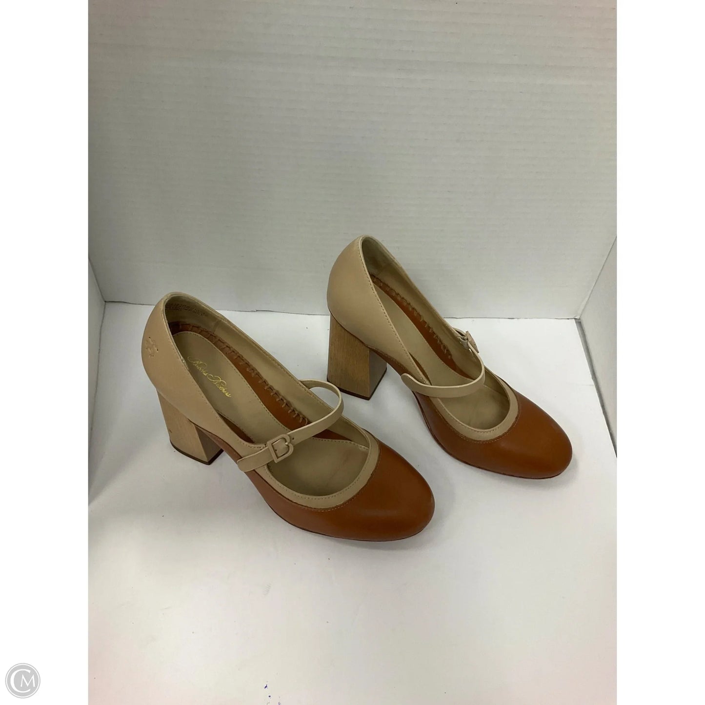 Shoes Heels Block By Brooks Brothers In Cream & Tan, Size: 7.5