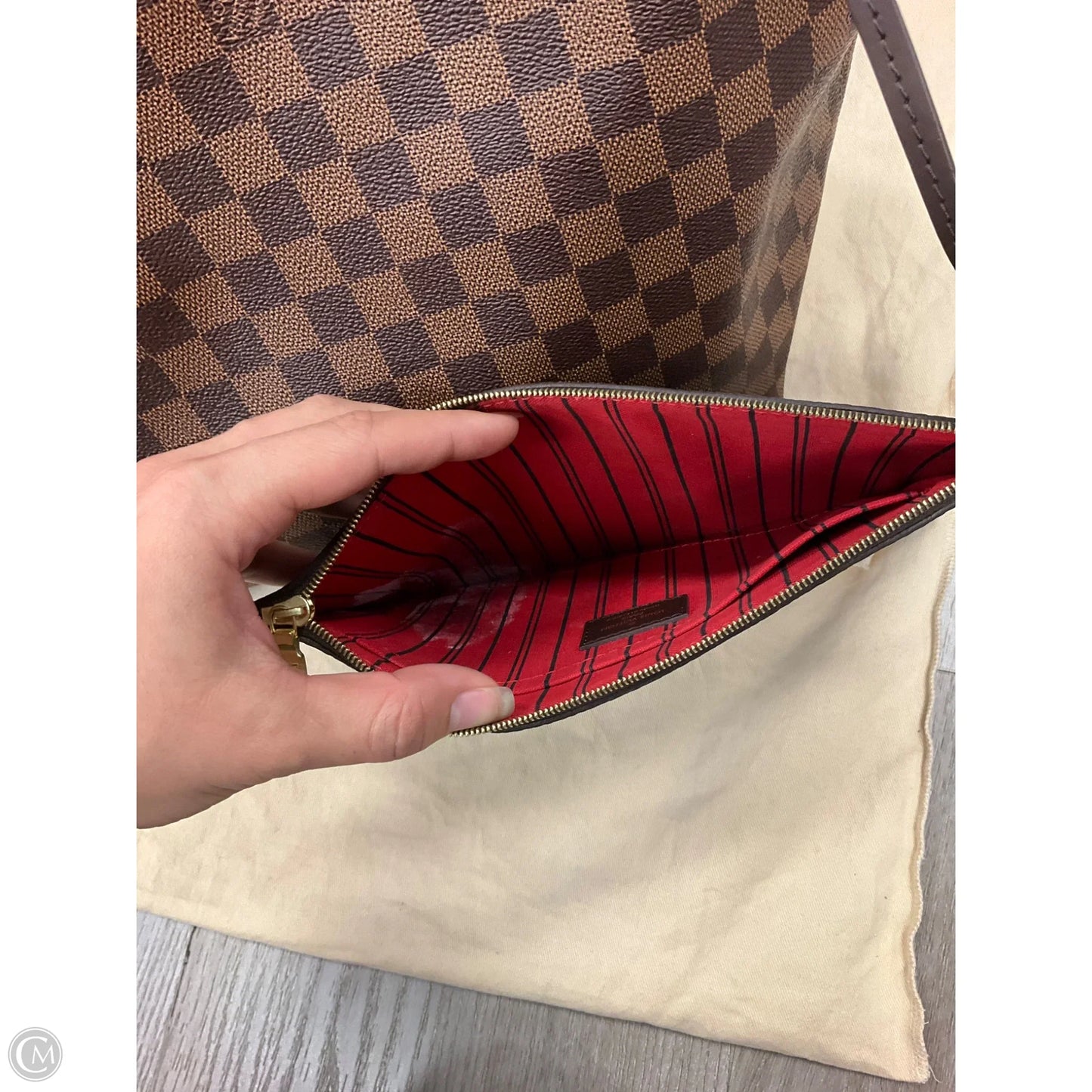 Handbag Luxury Designer By Louis Vuitton, Size: Large