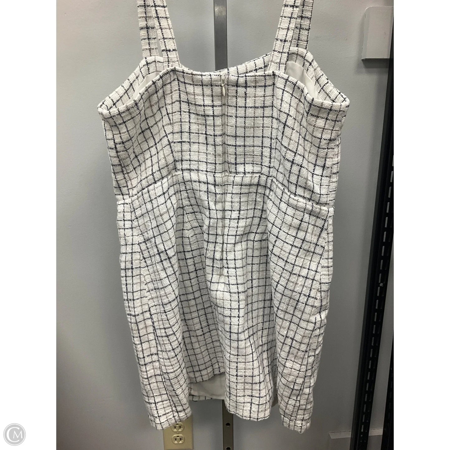 Dress Casual Short By Abercrombie And Fitch In Black, Size: L