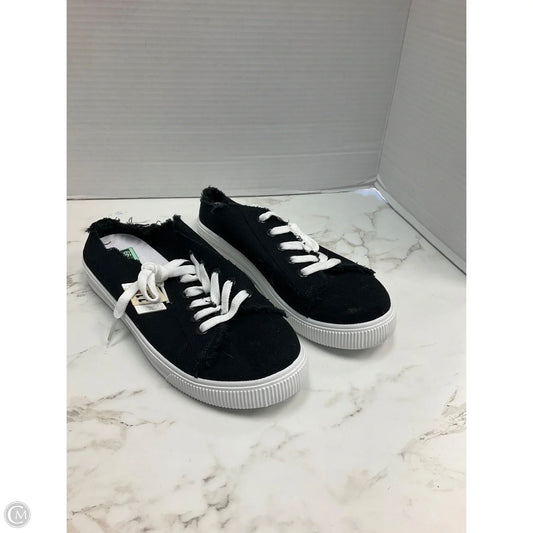Shoes Sneakers By Clothes Mentor In Black, Size: 7