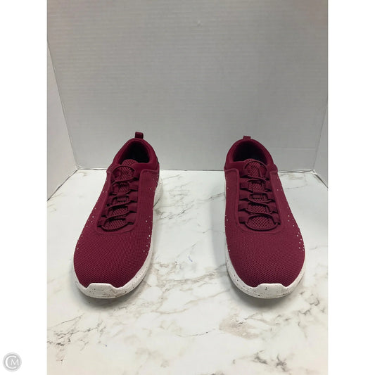 Shoes Sneakers By Clarks In Maroon, Size: 10