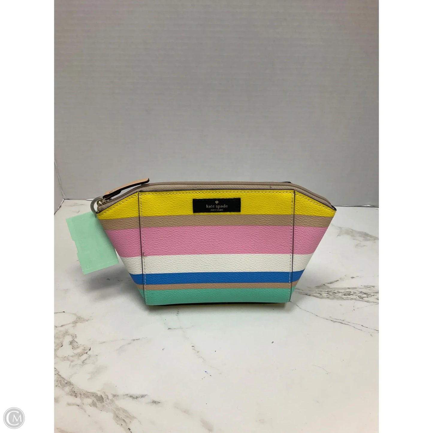 Makeup Bag Designer By Kate Spade, Size: Medium