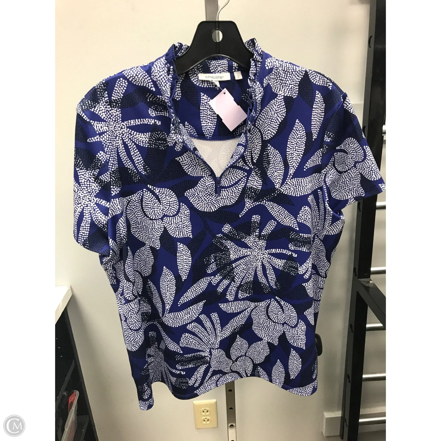 Top Short Sleeve By Chicos In Blue & White, Size: M