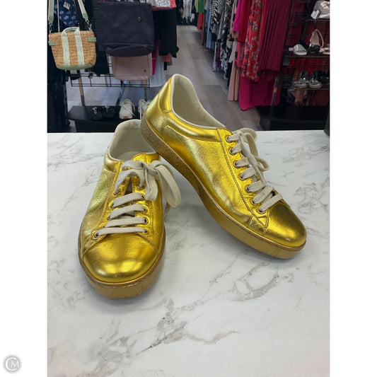 Shoes Luxury Designer By Gucci In Gold, Size: 9.5