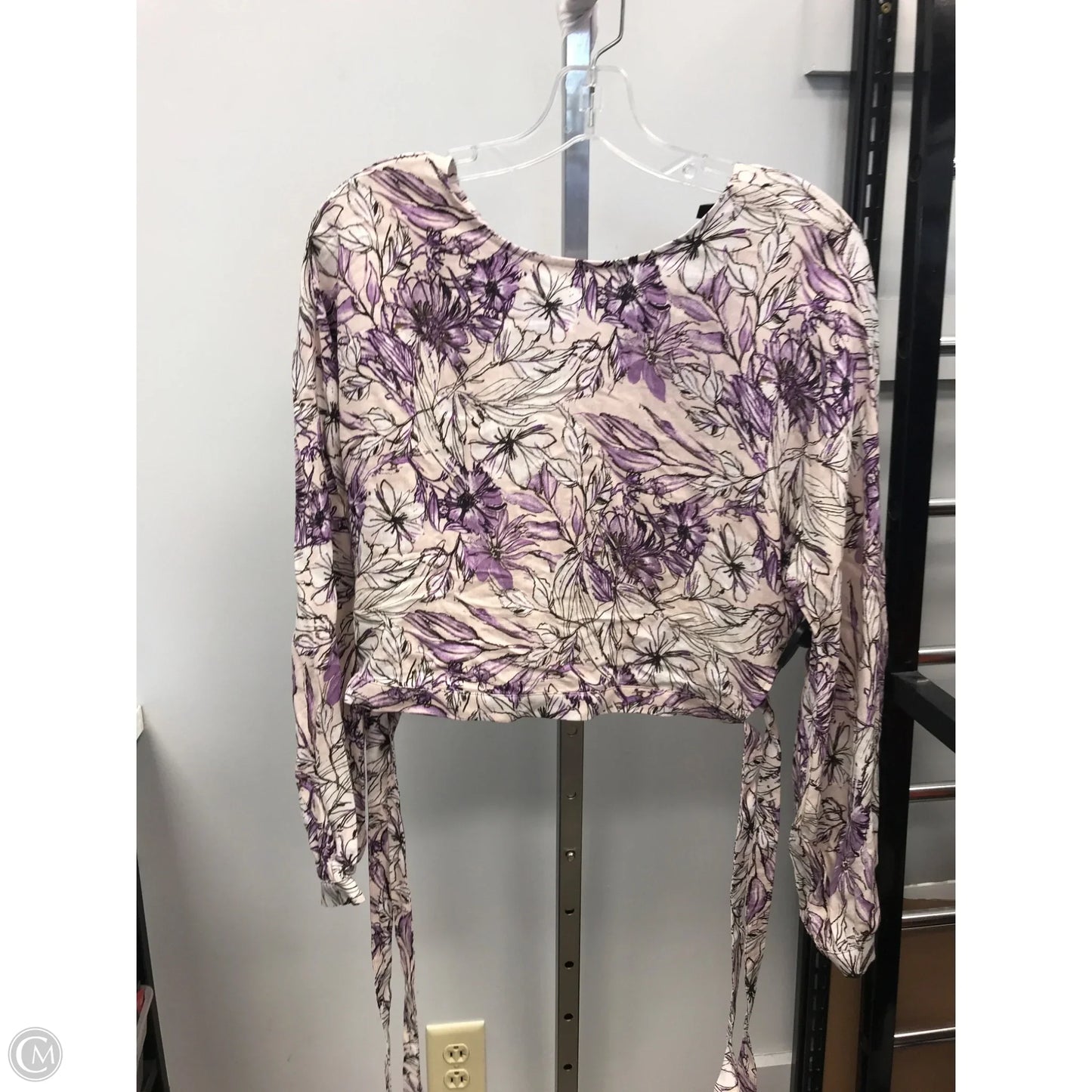 Top Long Sleeve By Express In Floral Print, Size: S