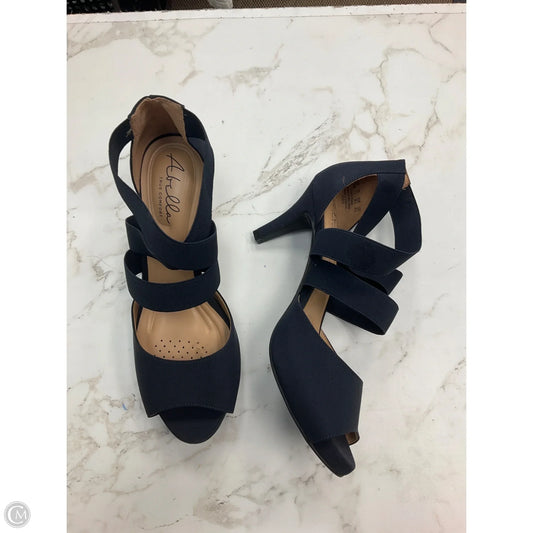 Shoes Heels Kitten By Abella In Navy, Size: 9.5