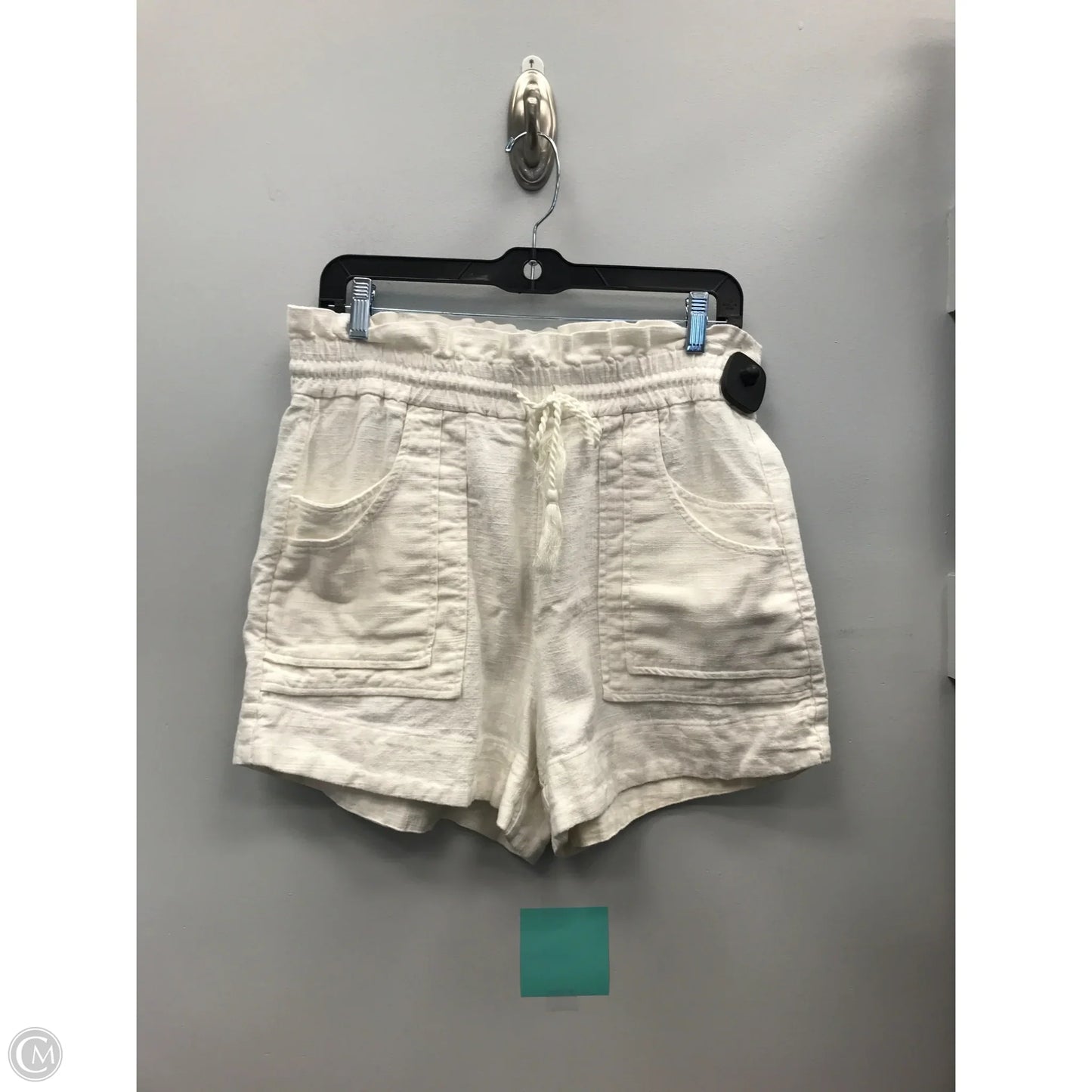 Shorts By House Of Harlow In Cream, Size: M