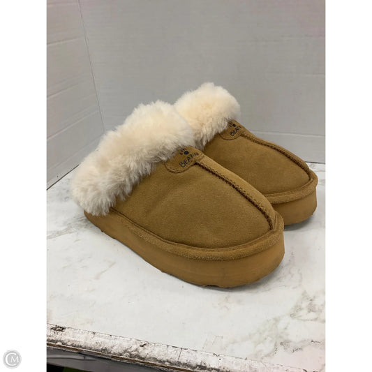 Slippers By Bearpaw In Tan, Size: 10