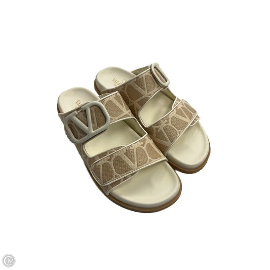 Sandals Luxury Designer By Valentino-garavani In Tan, Size: 7.5