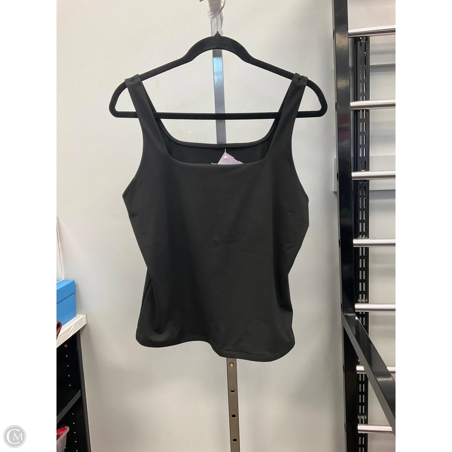 Top Sleeveless Basic By Trendy Queen In Black, Size: Xl