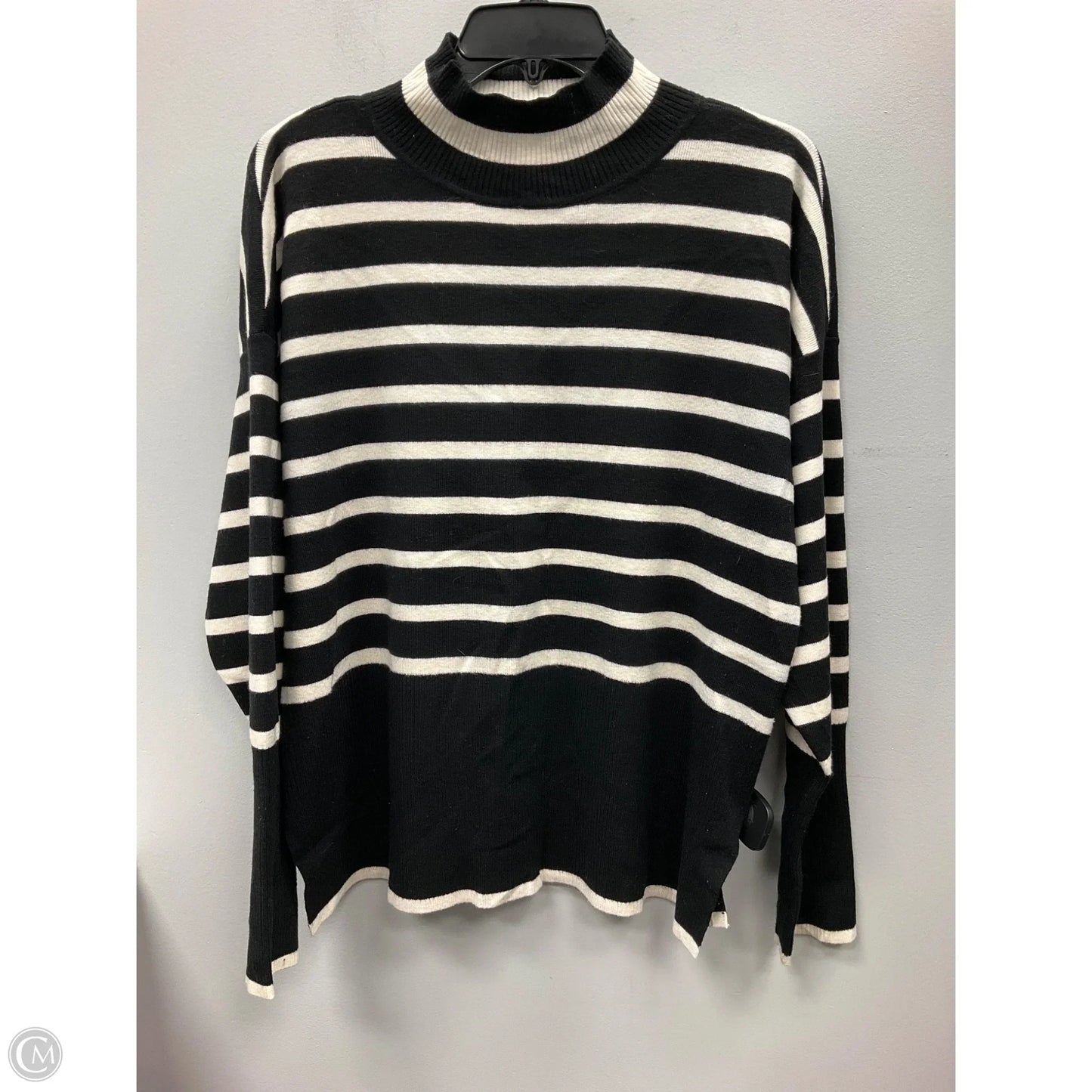 Sweater By Cyrus In Black & White, Size: L