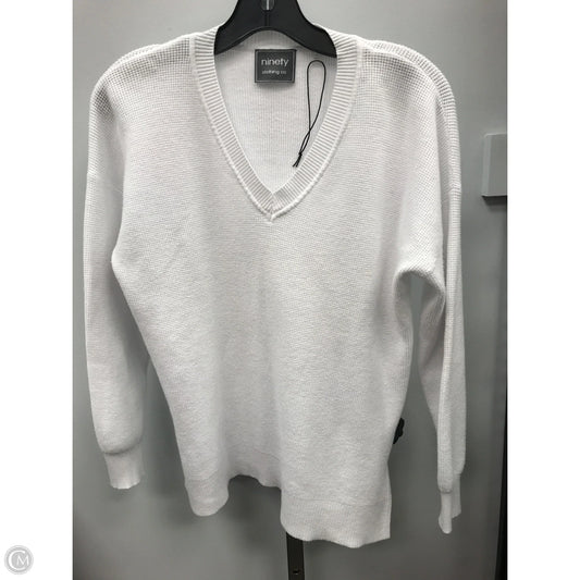 Sweater By Clothes Mentor In White, Size: S