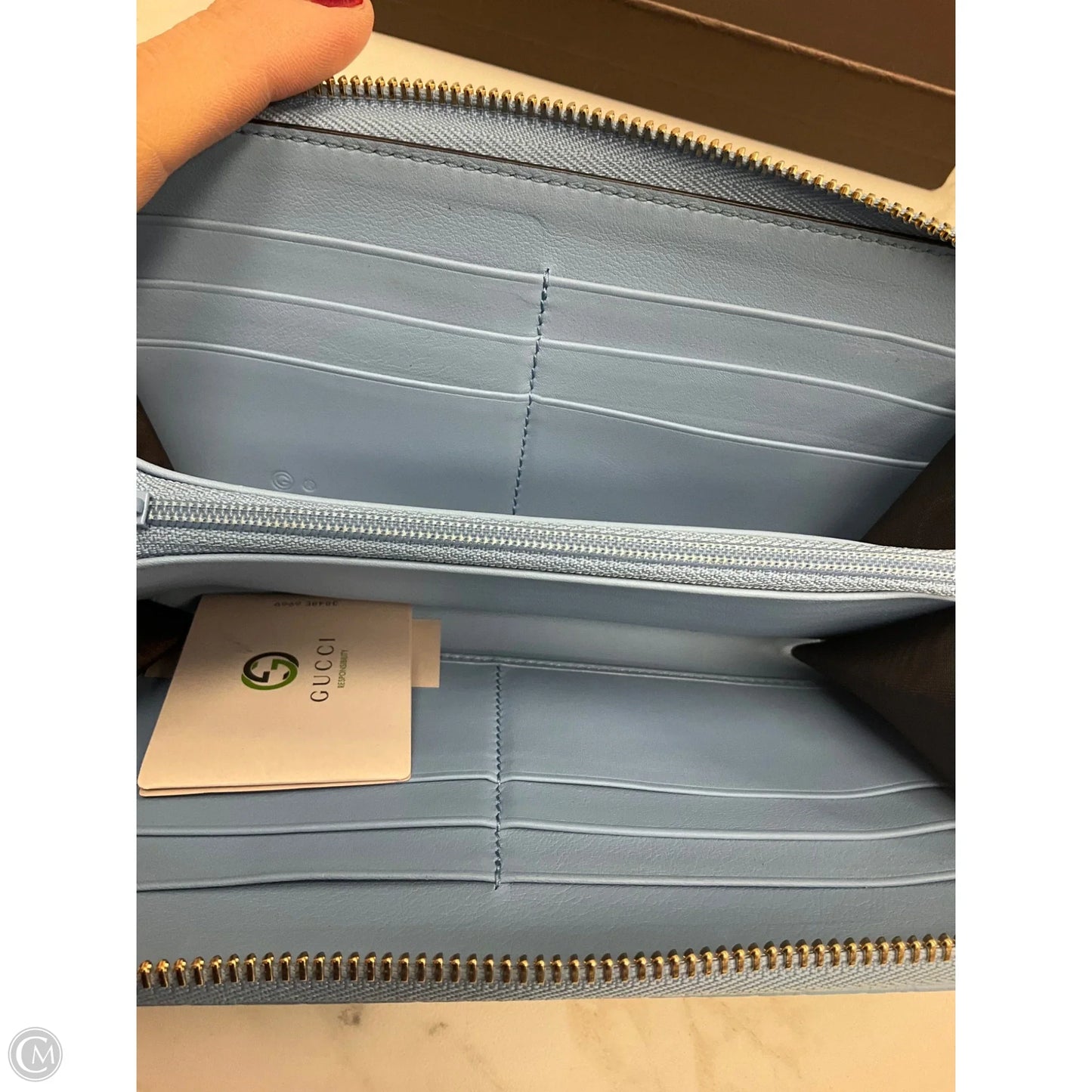 Wallet Luxury Designer By Gucci, Size: Large