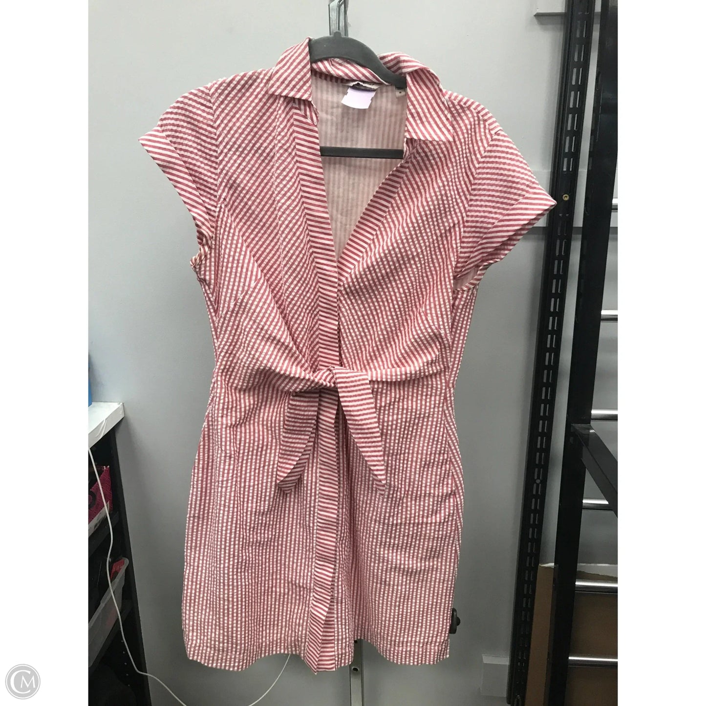 Dress Casual Short By Vineyard Vines In Striped Pattern, Size: S