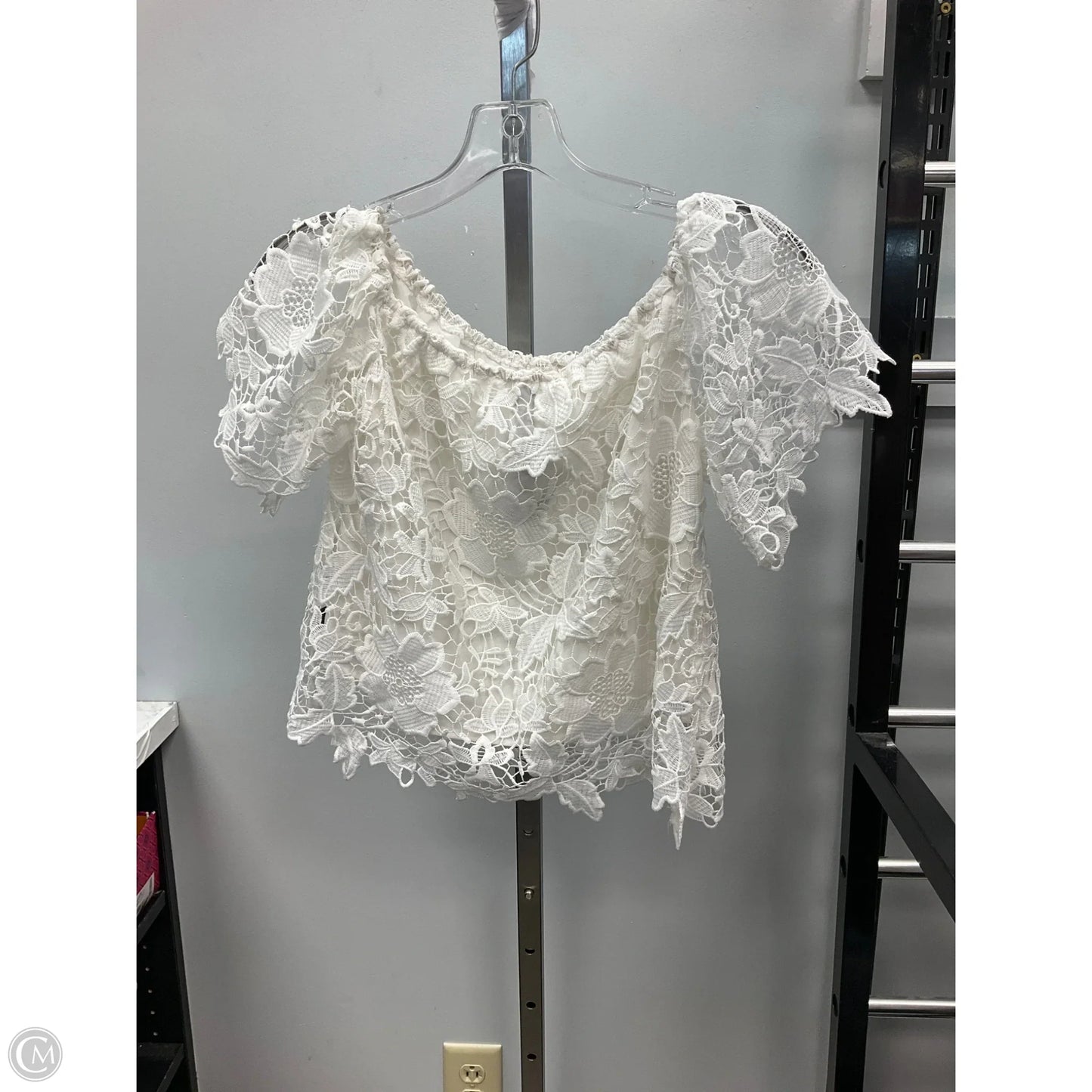 Top Short Sleeve By Cmc In White, Size: S