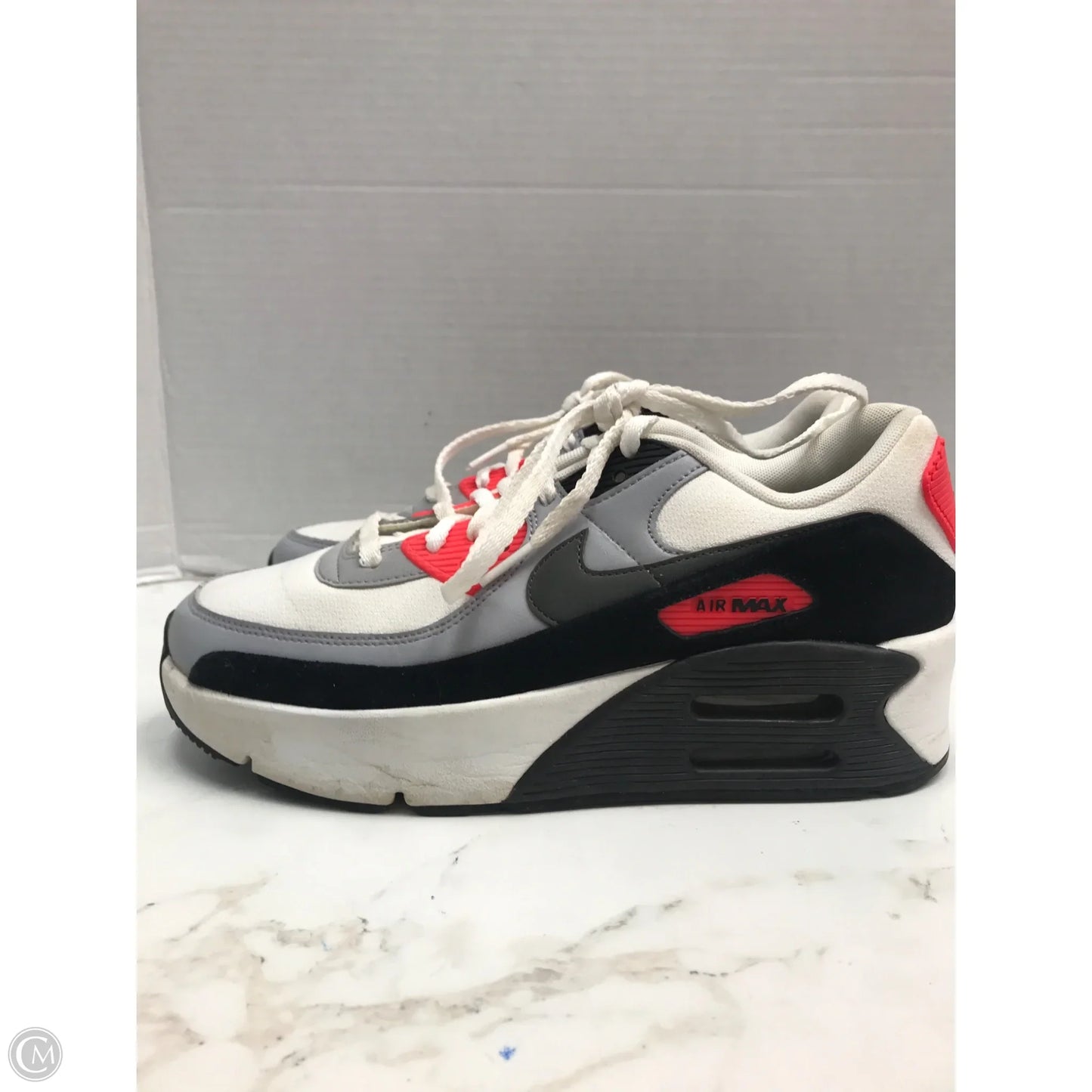 Shoes Sneakers By Nike In Black & White, Size: 10