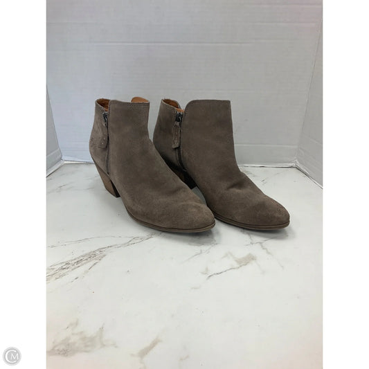 Boots Designer By Frye In Taupe, Size: 9