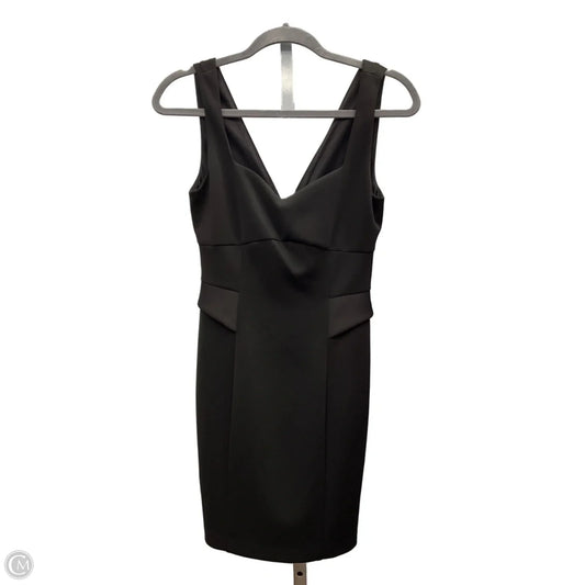 Dress Casual Short By Guess In Black, Size: 2