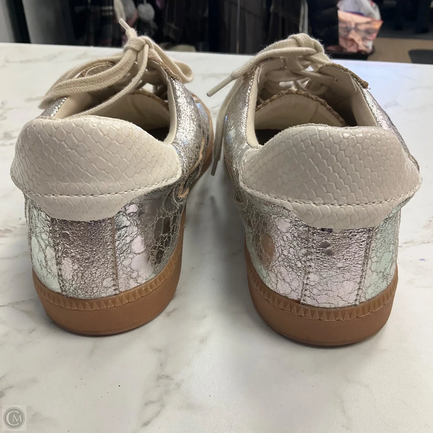 Shoes Sneakers By Dolce Vita In Silver, Size: 8.5