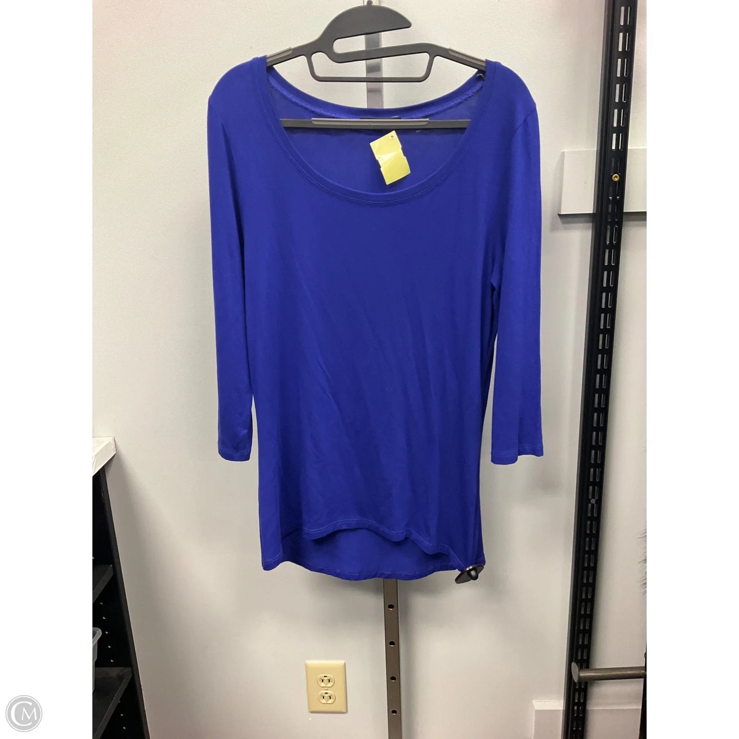 Top 3/4 Sleeve By Tahari In Purple, Size: M
