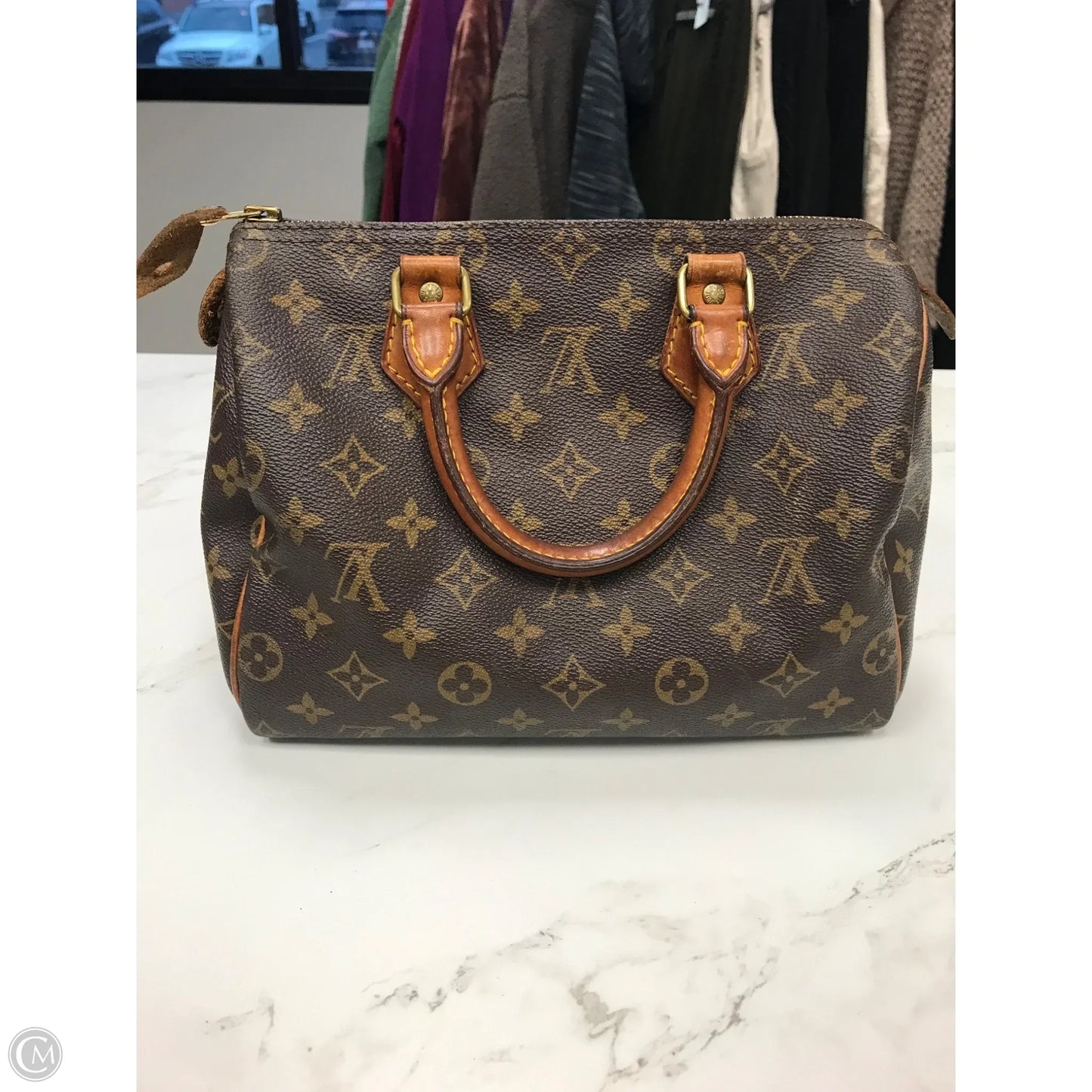 Handbag Luxury Designer By Louis Vuitton, Size: Small