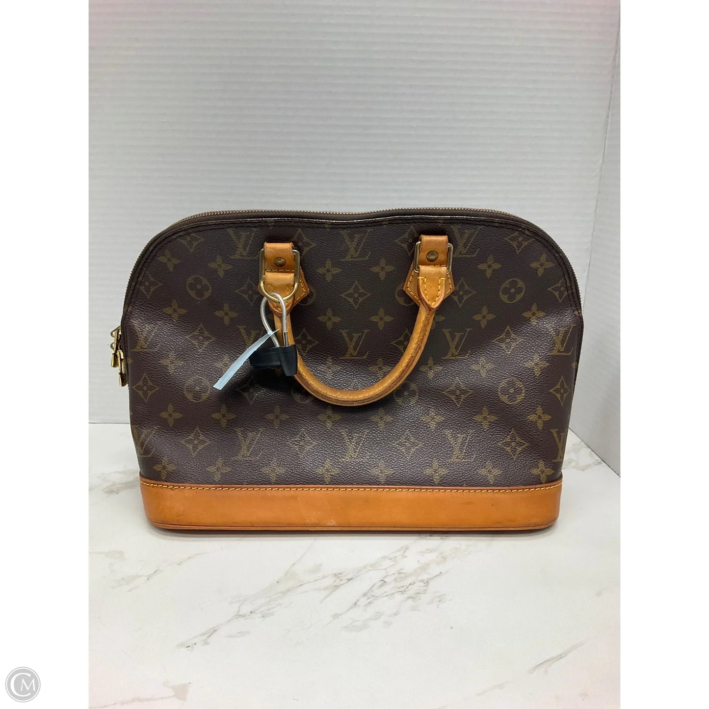 Handbag Luxury Designer By Louis Vuitton, Size: Medium