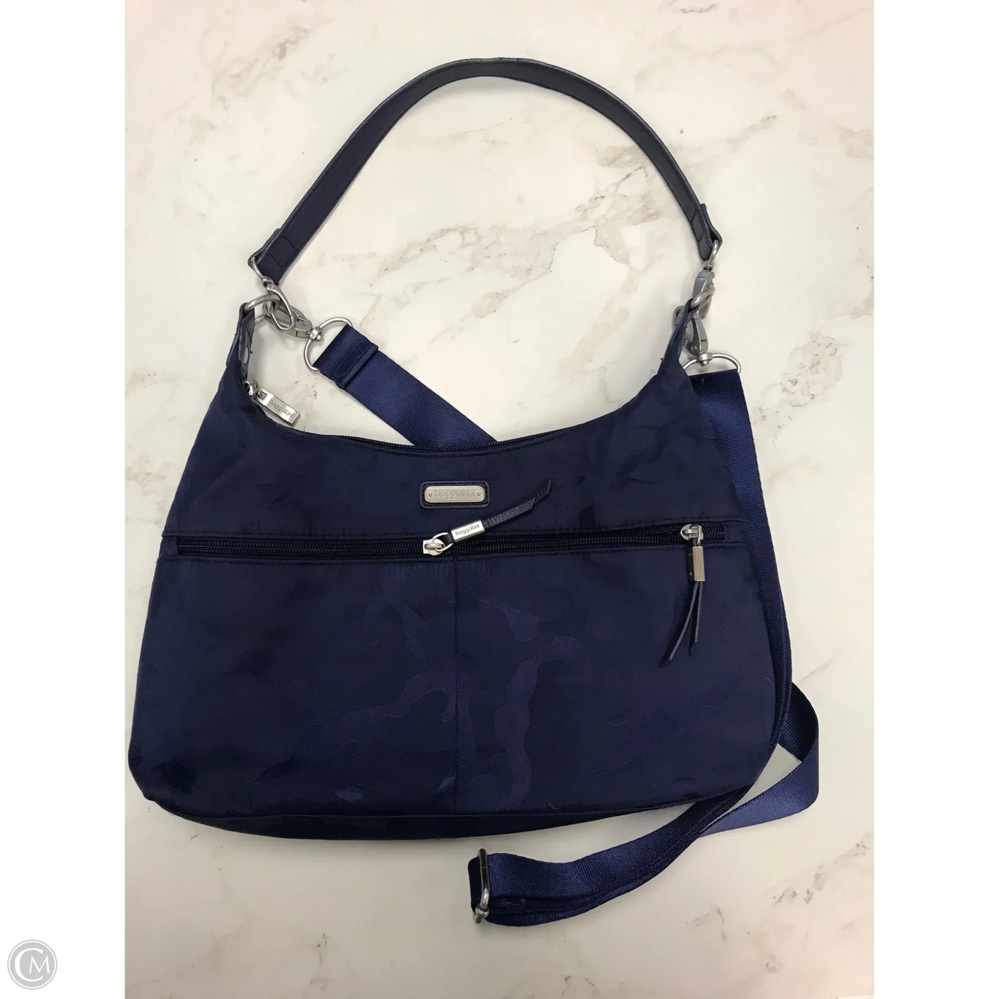 Crossbody By Baggallini, Size: Medium