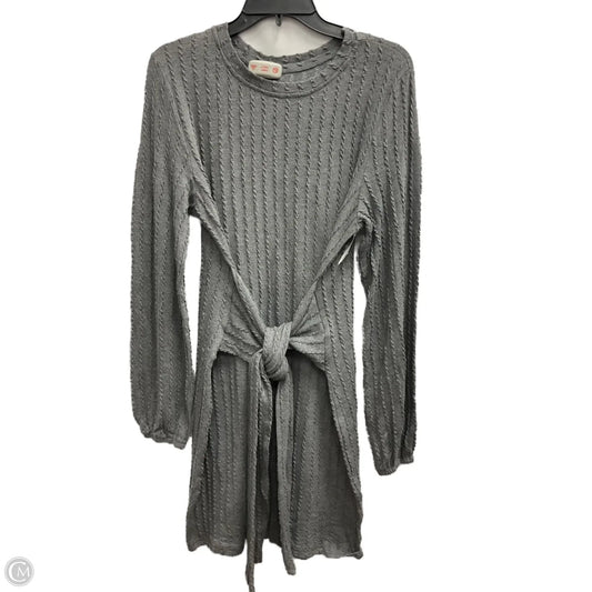Dress Casual Short By Clothes Mentor In Grey, Size: L