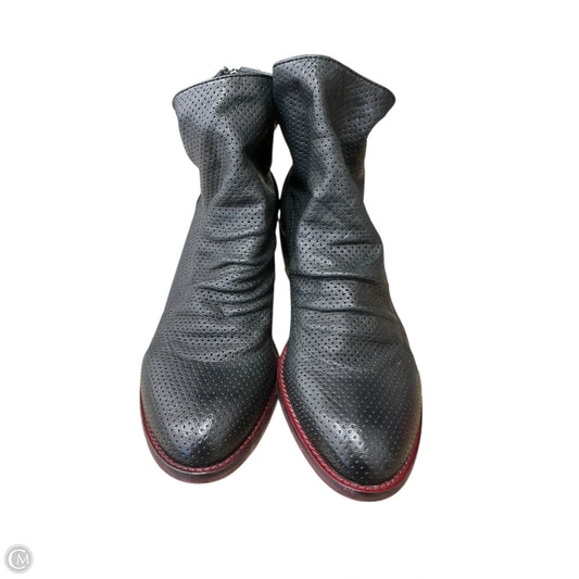 Boots Ankle Heels By Isola In Black, Size: 6