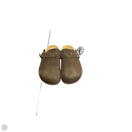 Shoes Flats By Cushionaire In Brown, Size: 7