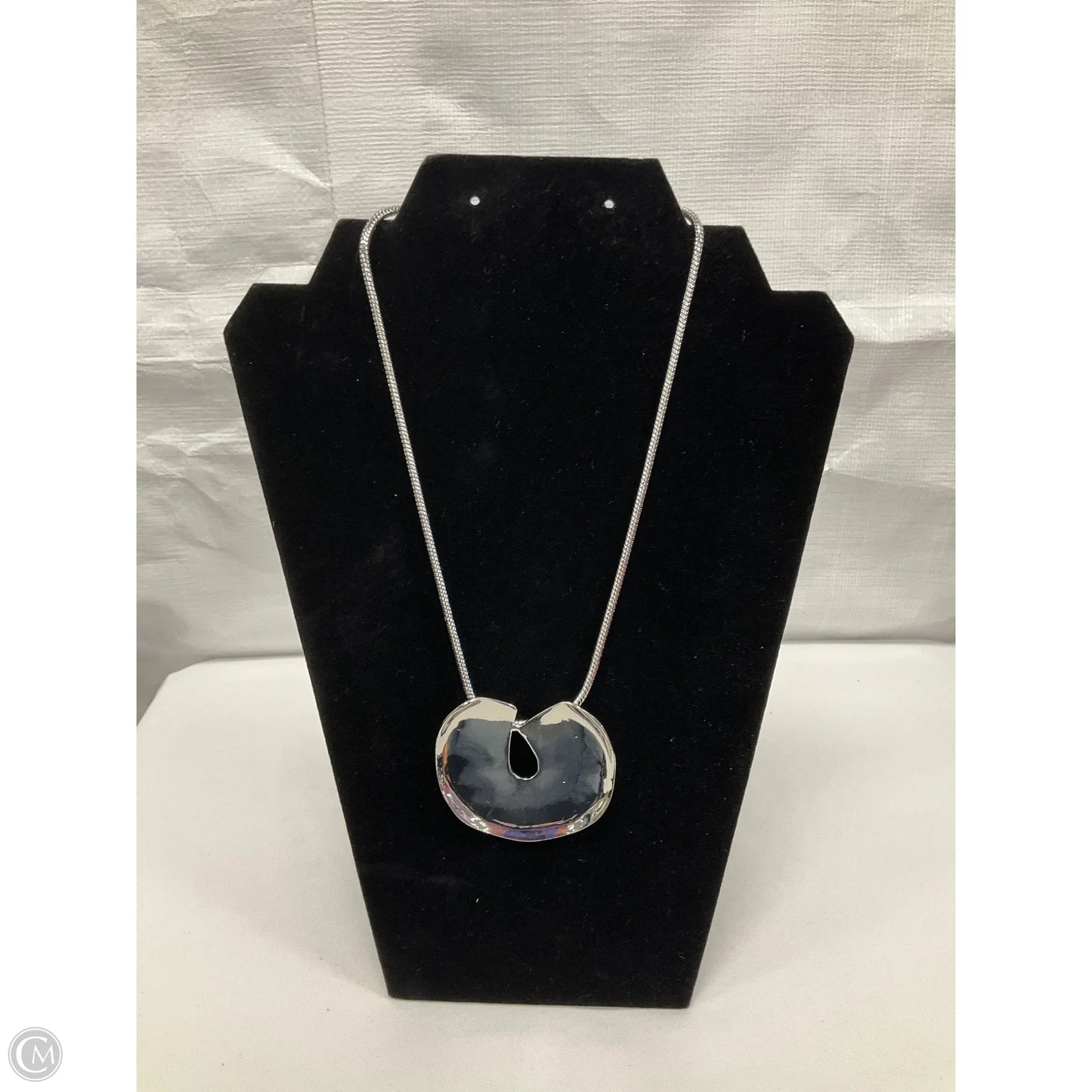 Necklace Pendant By Chicos