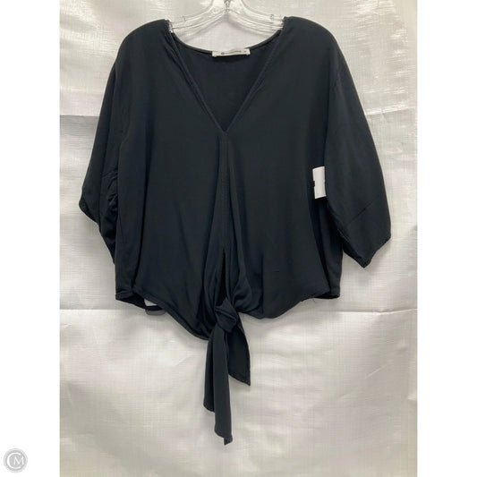 Top Short Sleeve By Clothes Mentor In Black, Size: S