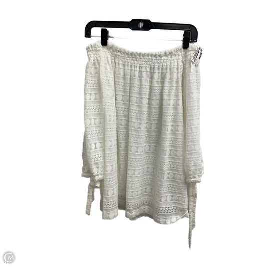 Top Short Sleeve By Chicos In White, Size: L