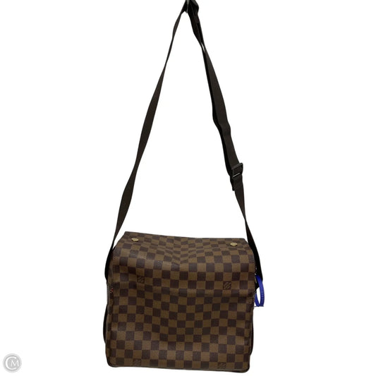Crossbody Luxury Designer By Louis Vuitton, Size: Large