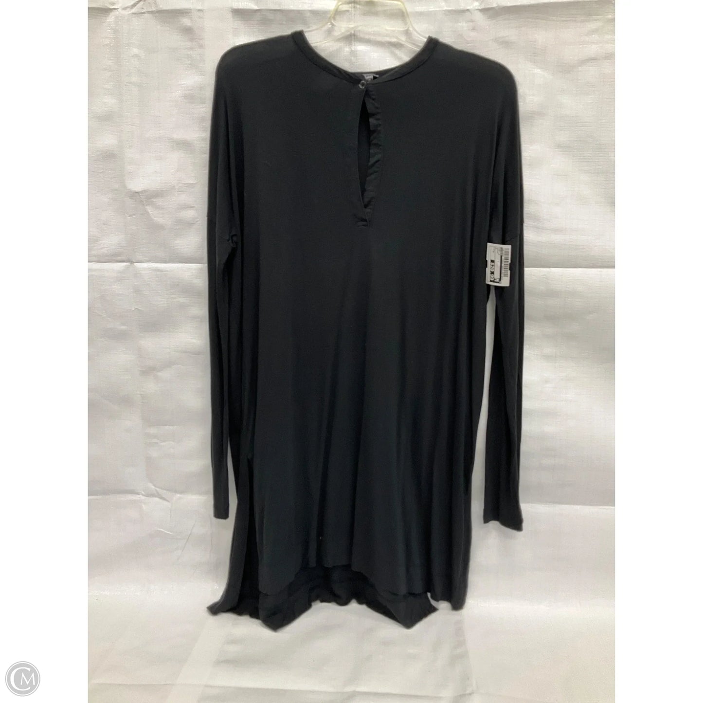 Top Long Sleeve By Vince In Black, Size: S