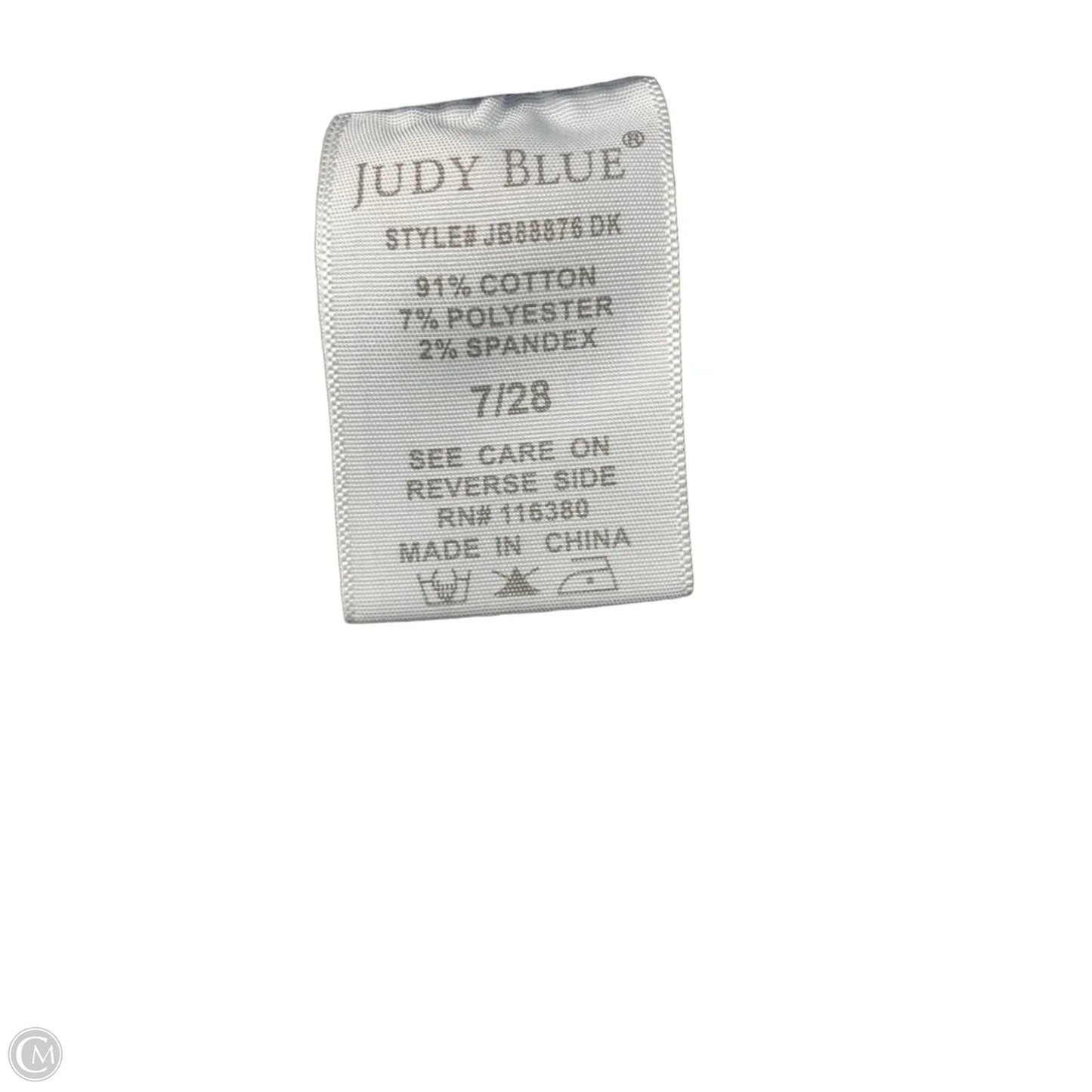 Jeans Cropped By Judy Blue In Blue Denim, Size: 6