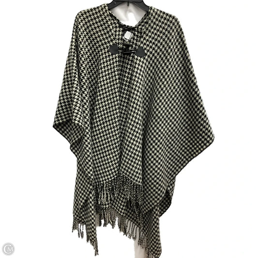 Poncho By Clothes Mentor In Black & Cream, Size: 0