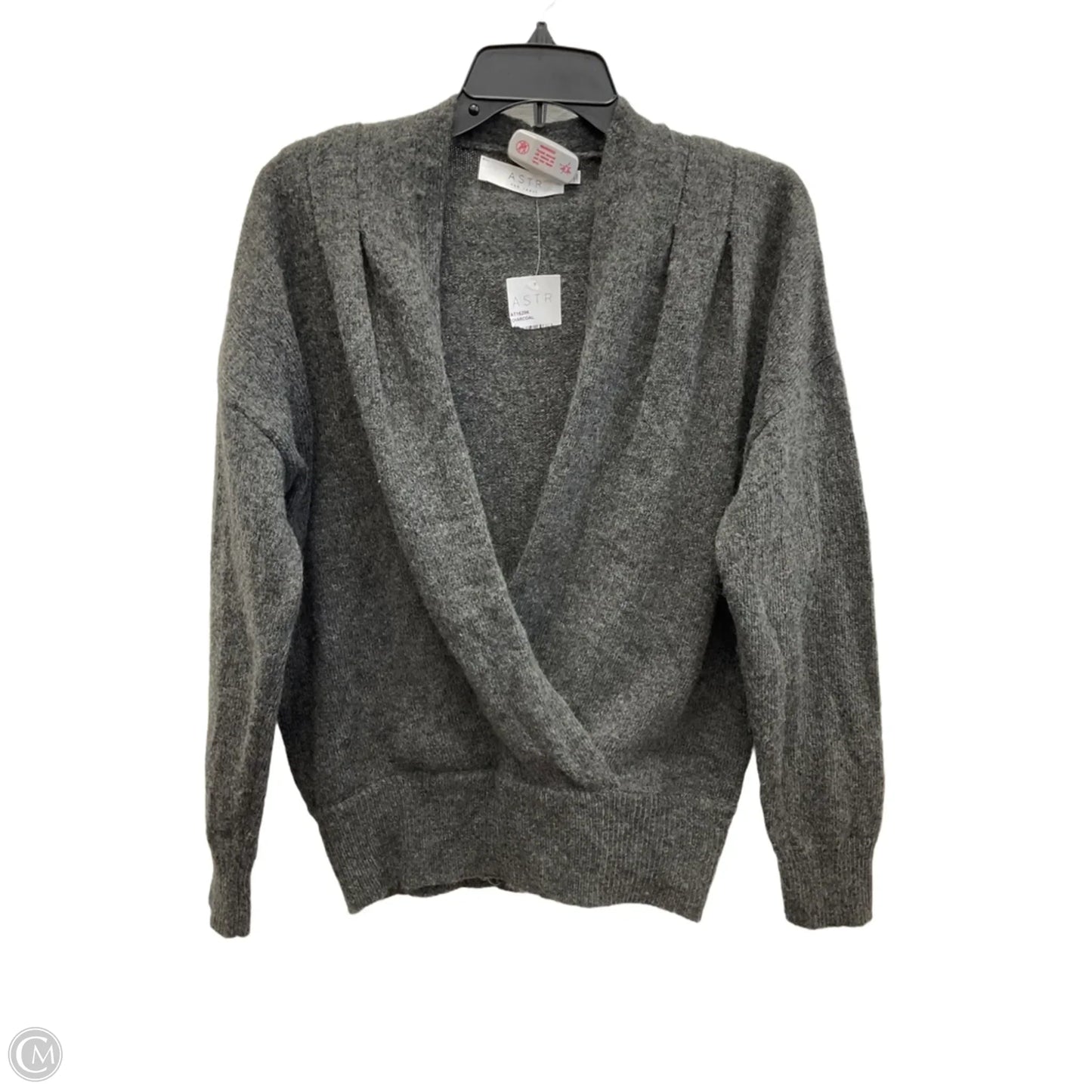 Sweater By Astr In Grey, Size: M