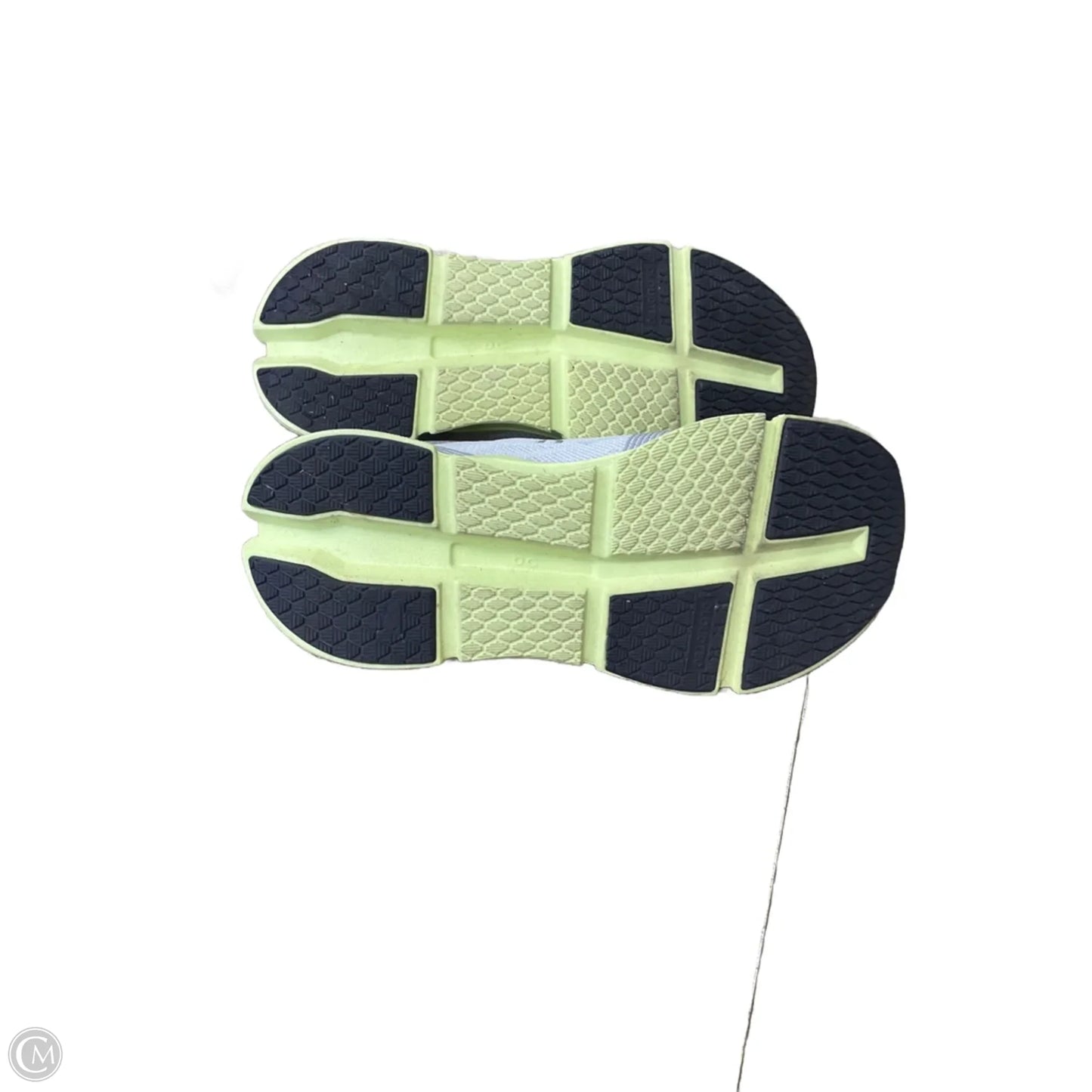 Shoes Athletic By On In Green & White, Size: 7.5