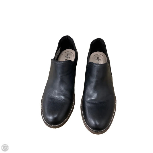 Boots Ankle Flats By Clarks In Black, Size: 7.5