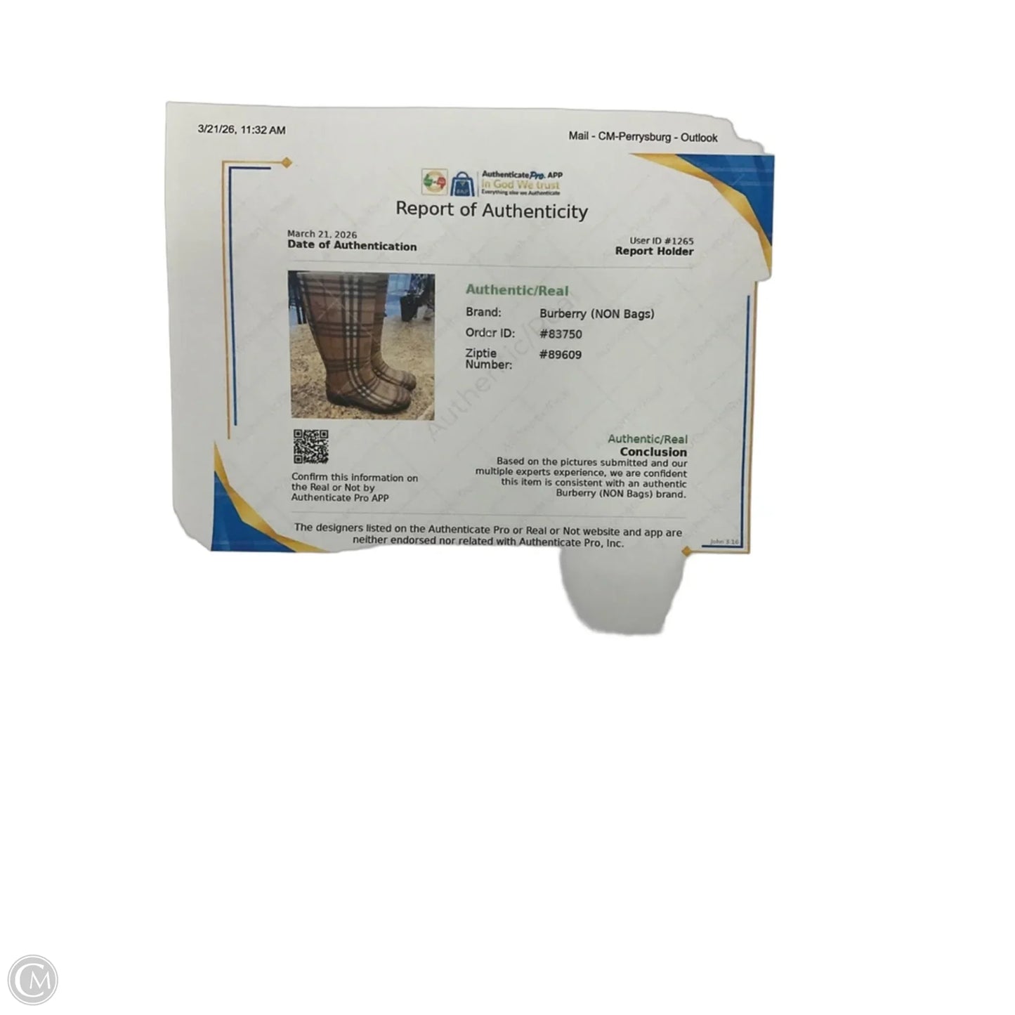 Boots Luxury Designer By Burberry In Plaid Pattern, Size: 6.5