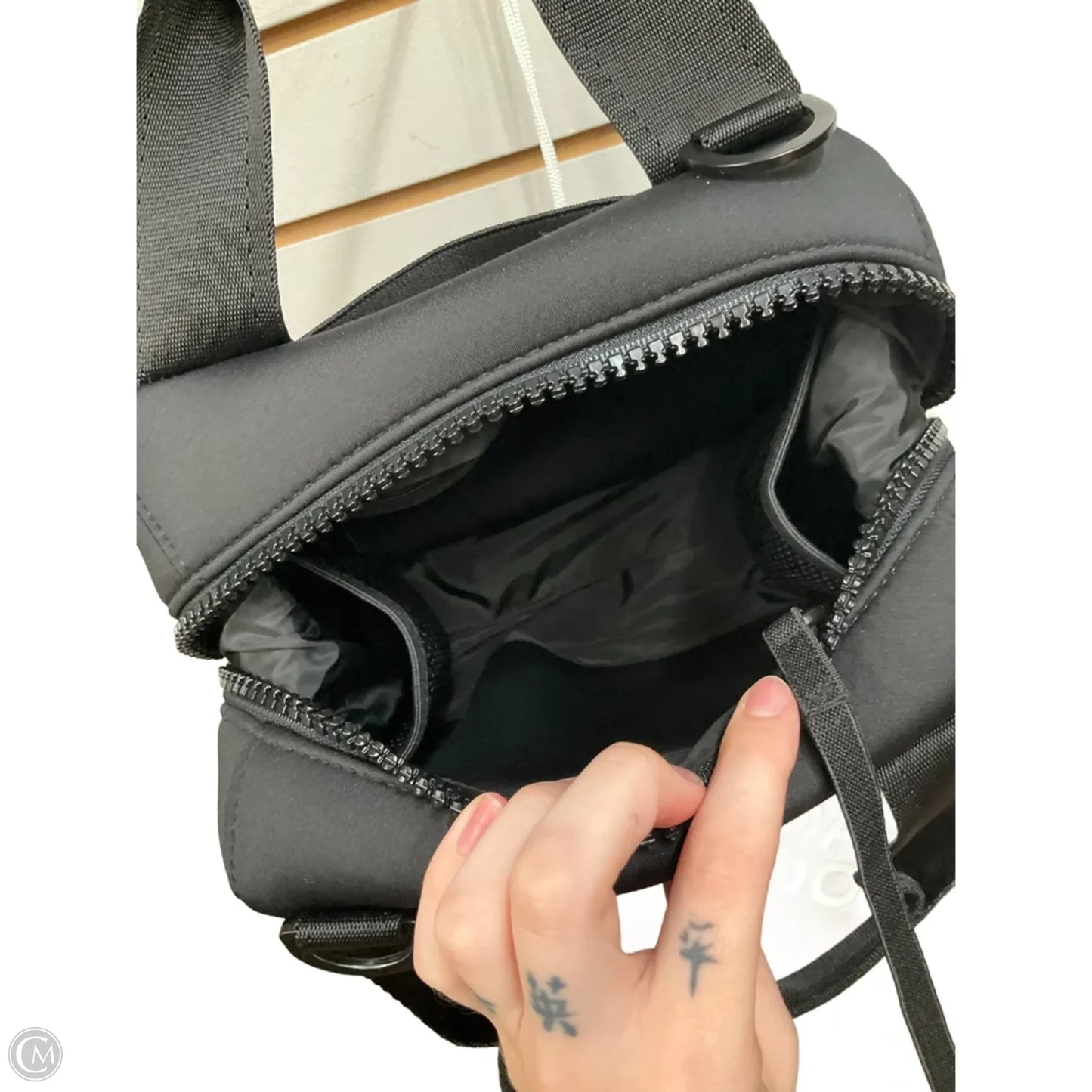 Handbag By Dagne Dover, Size: Small