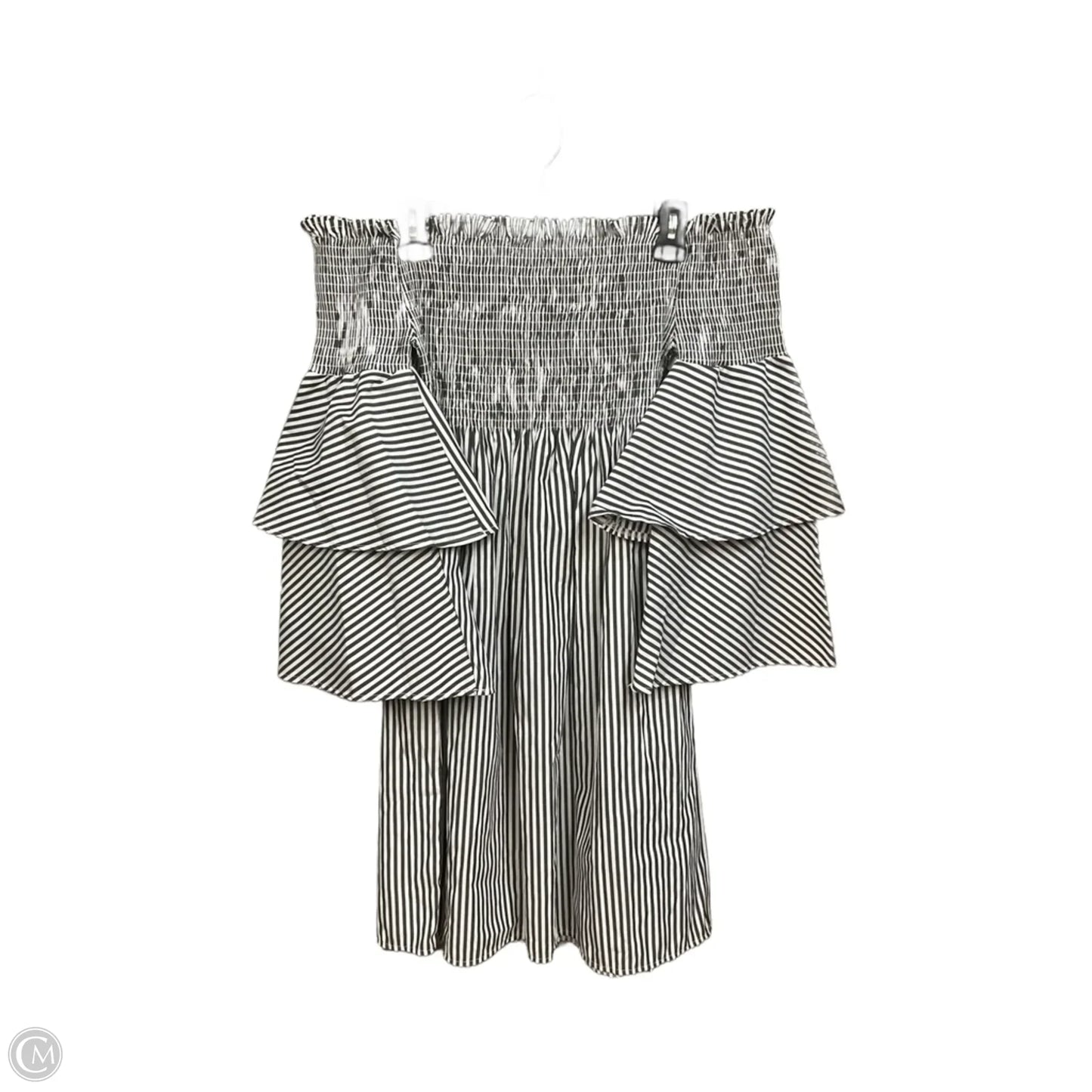 Dress Casual Short By Clothes Mentor In Striped Pattern, Size: S