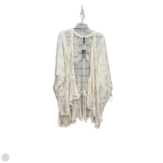 Kimono By Torrid In Cream, Size: Osfm