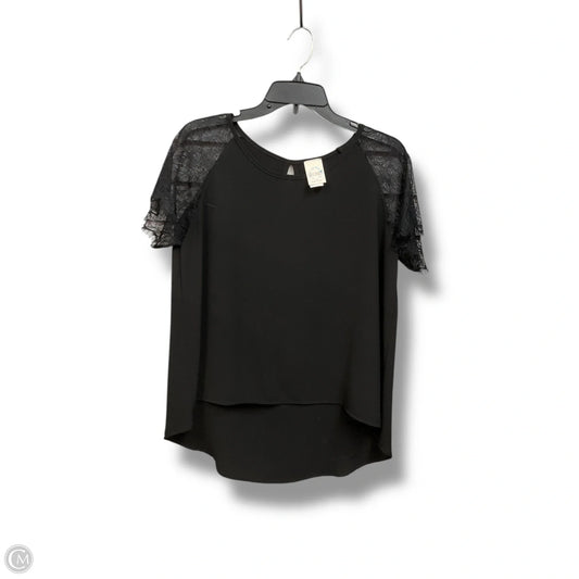 Top Short Sleeve By Clothes Mentor In Black, Size: M