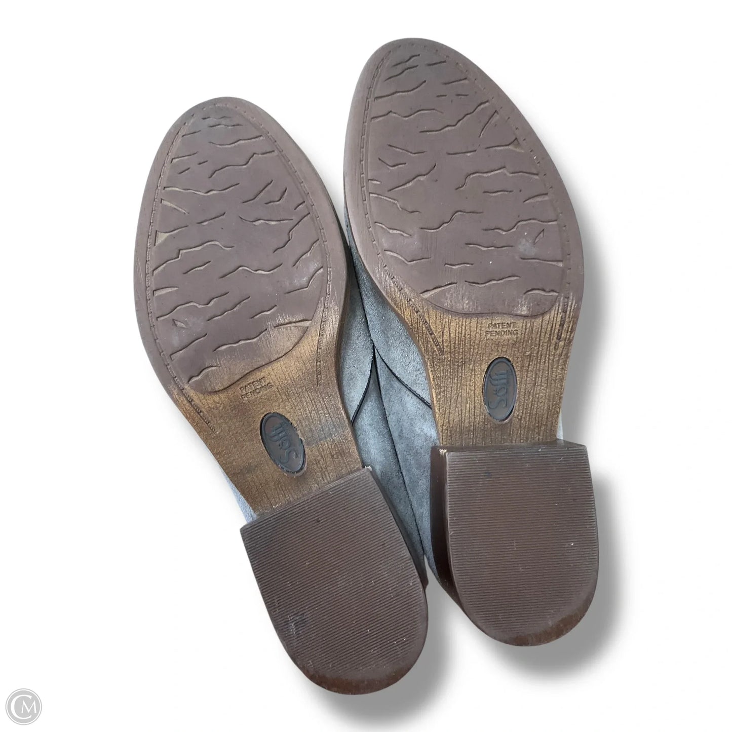 Shoes Flats By Soft Surroundings In Grey, Size: 9
