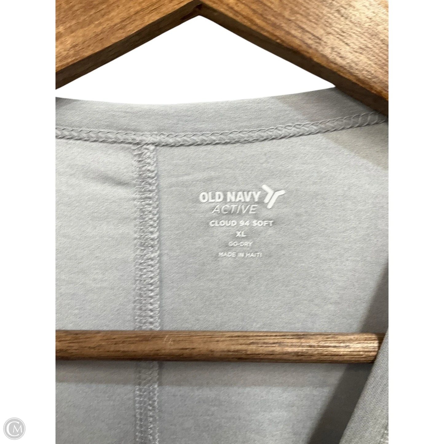 Athletic Top Short Sleeve By Old Navy In Grey, Size: Xl