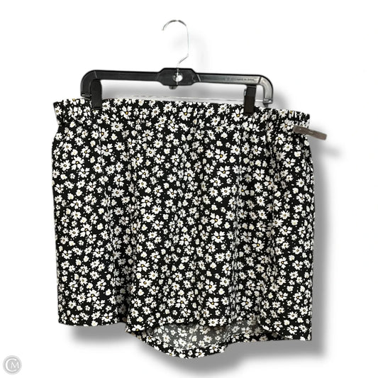 Shorts By Clothes Mentor In Floral Print, Size: 24